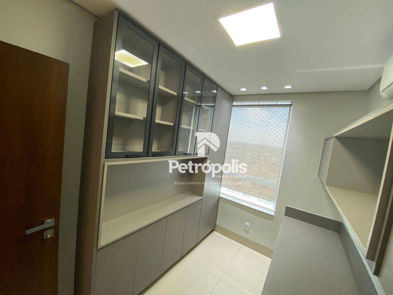 Apartamento à venda com 3 quartos, 116m² - Foto 13