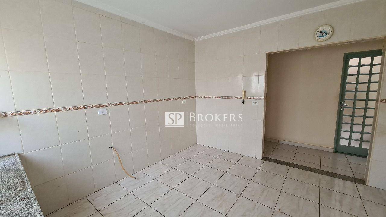 Casa à venda com 3 quartos, 138m² - Foto 5