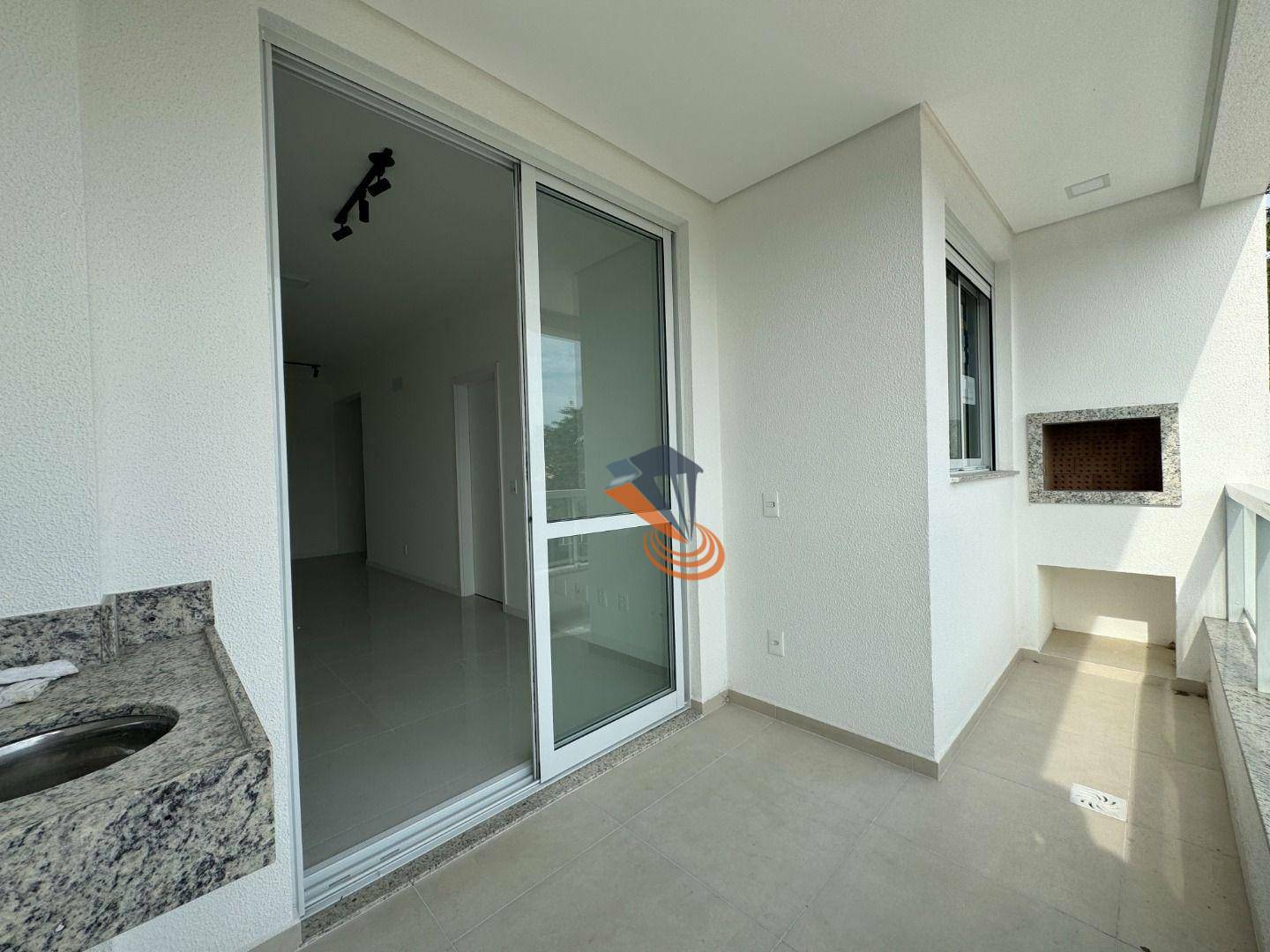 Apartamento à venda com 3 quartos, 86m² - Foto 17