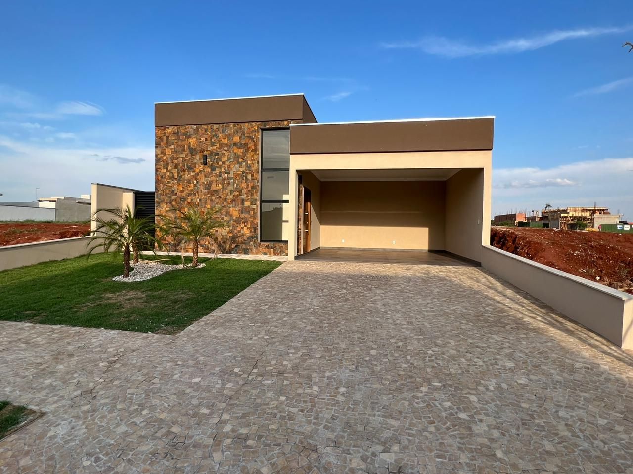 Casa de Condomínio à venda com 3 quartos, 150m² - Foto 1