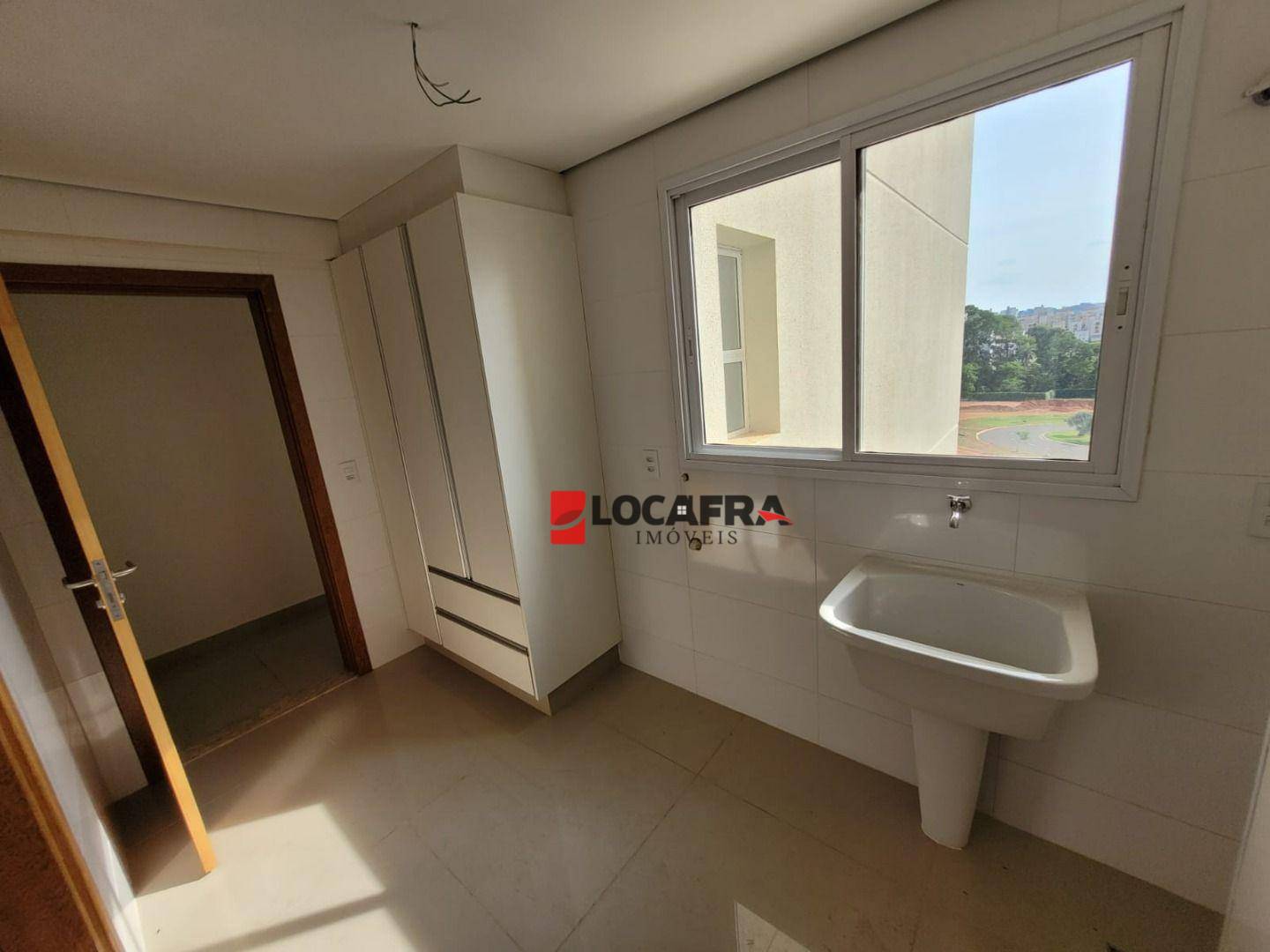 Apartamento à venda com 3 quartos, 260m² - Foto 25