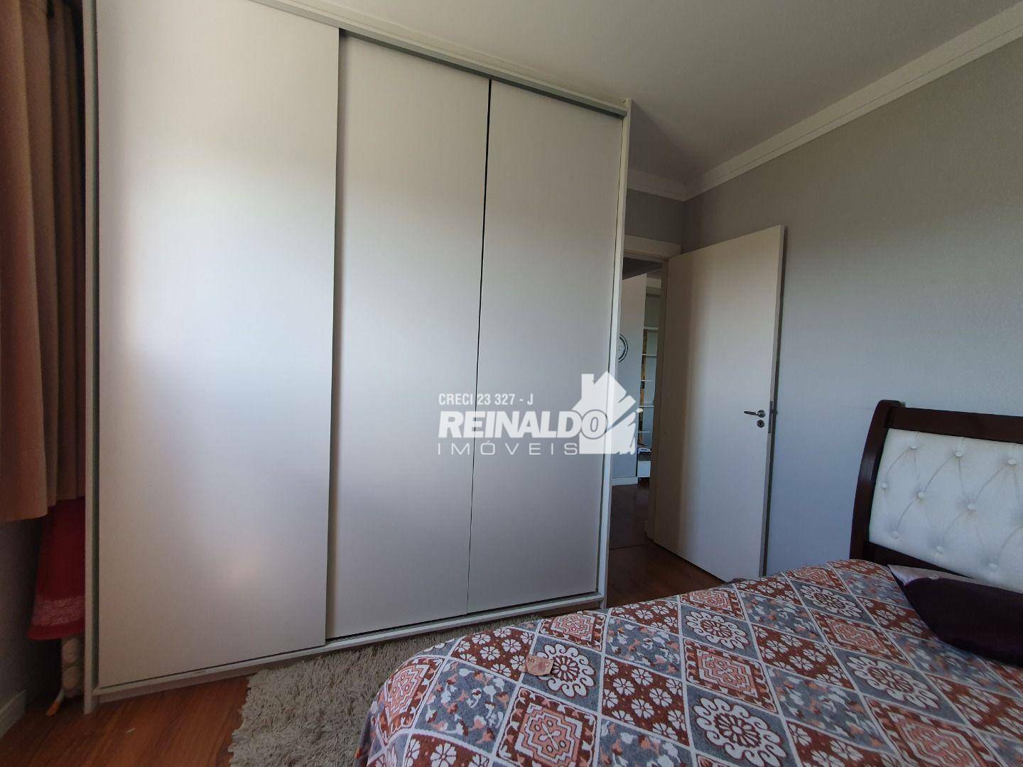 Apartamento à venda com 2 quartos, 62m² - Foto 11