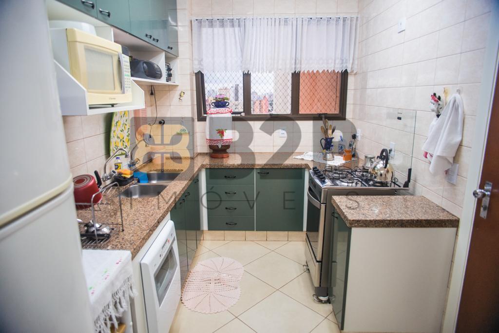 Apartamento à venda com 3 quartos, 142m² - Foto 5