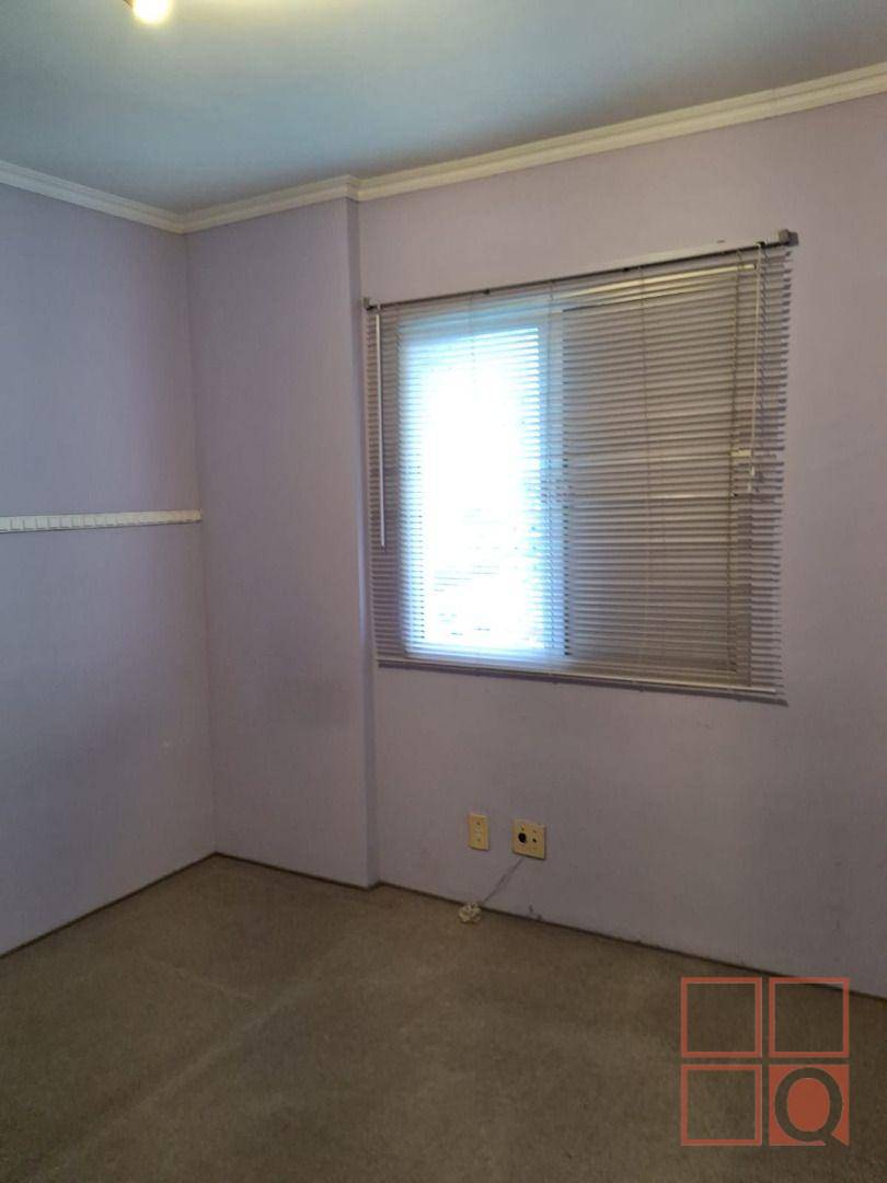 Apartamento à venda com 3 quartos, 74m² - Foto 8