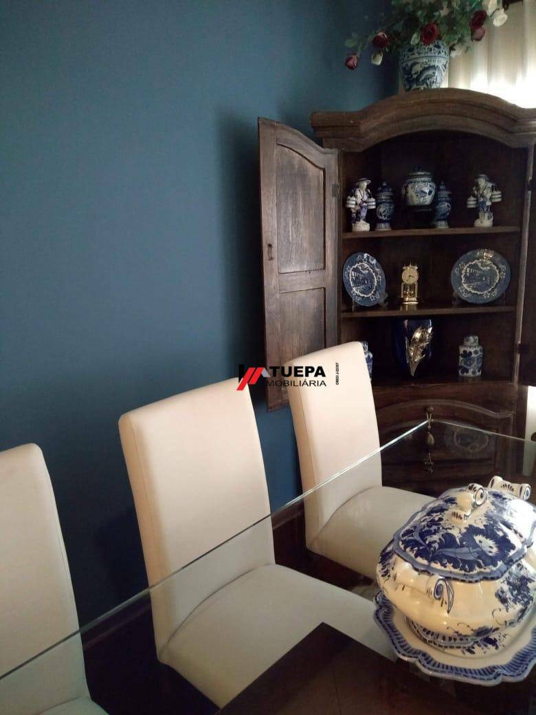 Apartamento à venda com 4 quartos, 190m² - Foto 13