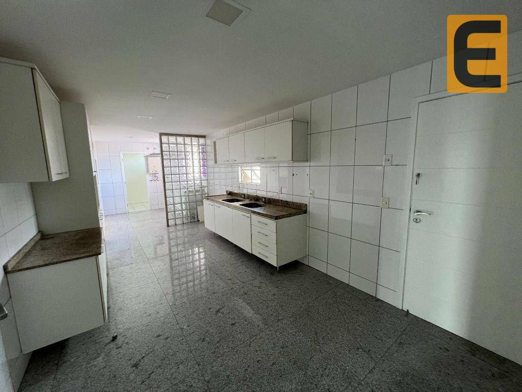 Apartamento à venda com 3 quartos, 260m² - Foto 28