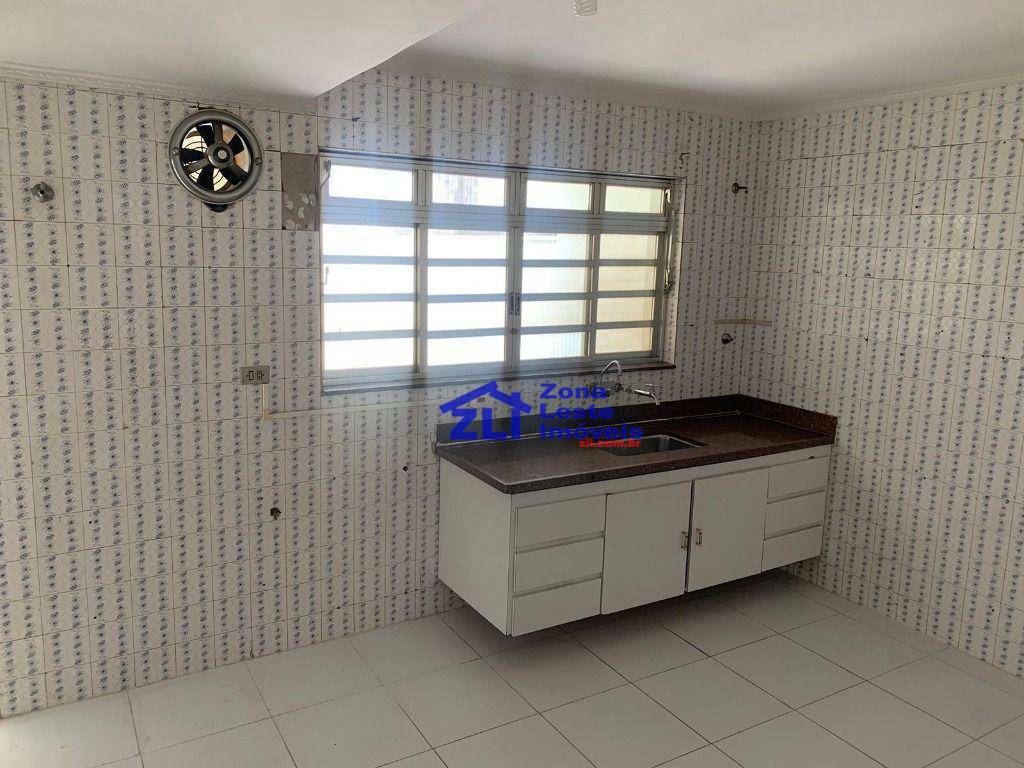 Sobrado à venda com 2 quartos, 140m² - Foto 14