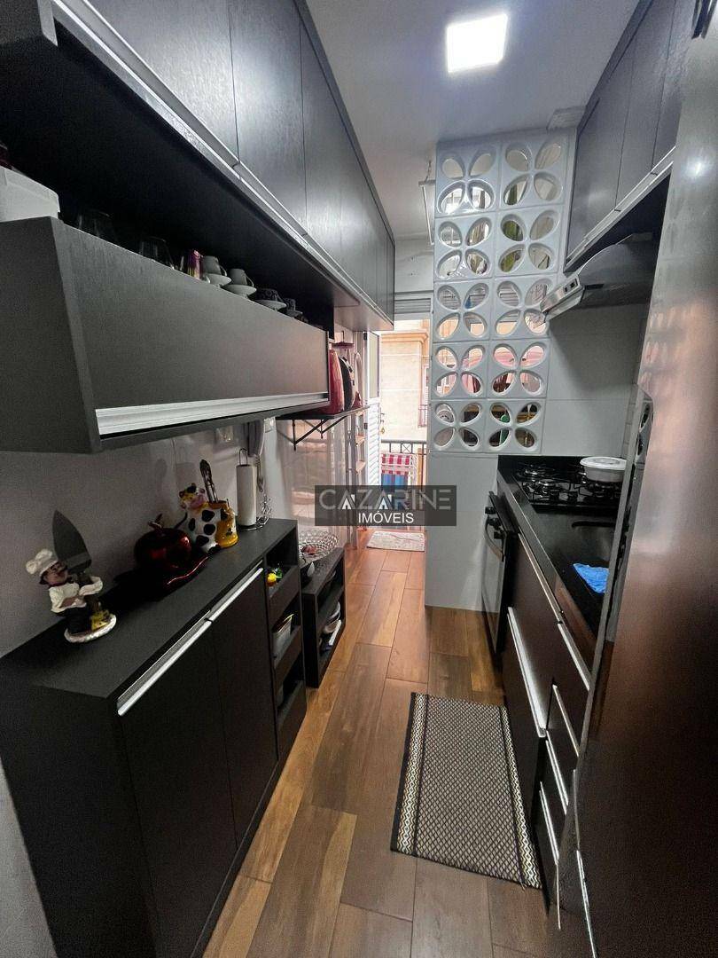 Apartamento à venda com 3 quartos, 65m² - Foto 4