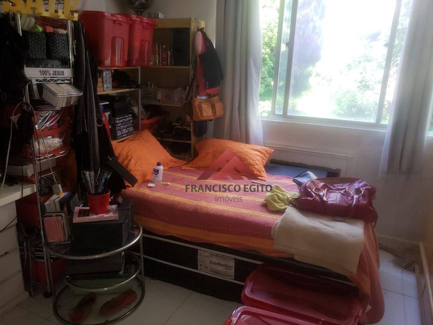 Apartamento à venda com 3 quartos, 75m² - Foto 11