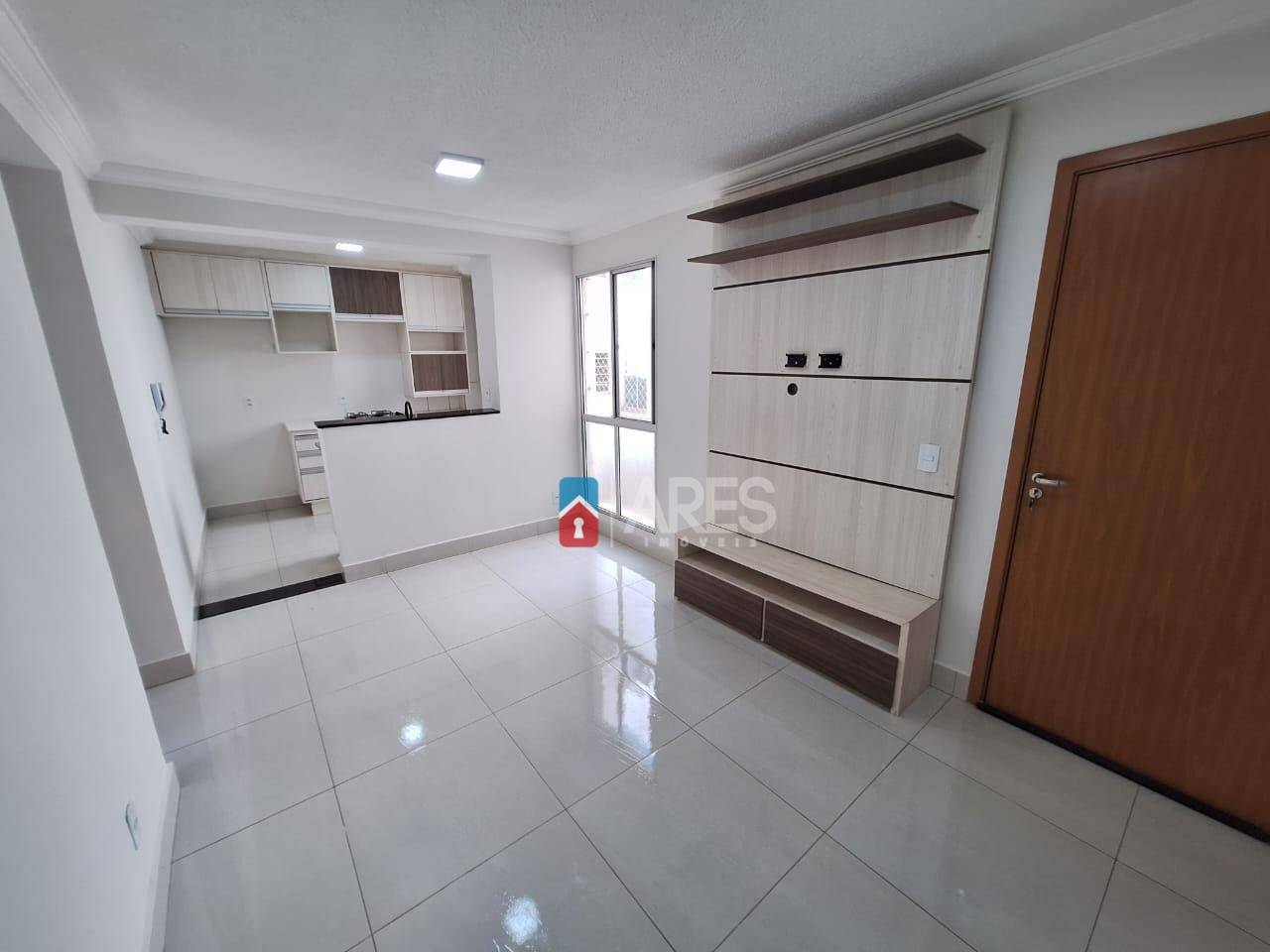 Apartamento à venda com 2 quartos, 45m² - Foto 1