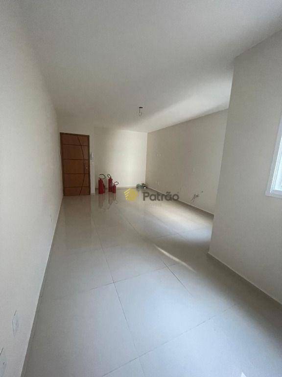 Apartamento à venda com 2 quartos, 67m² - Foto 9