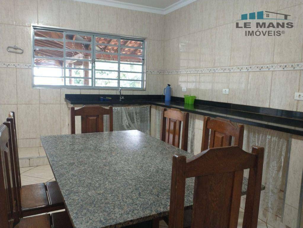 Chácara à venda com 2 quartos, 100m² - Foto 3