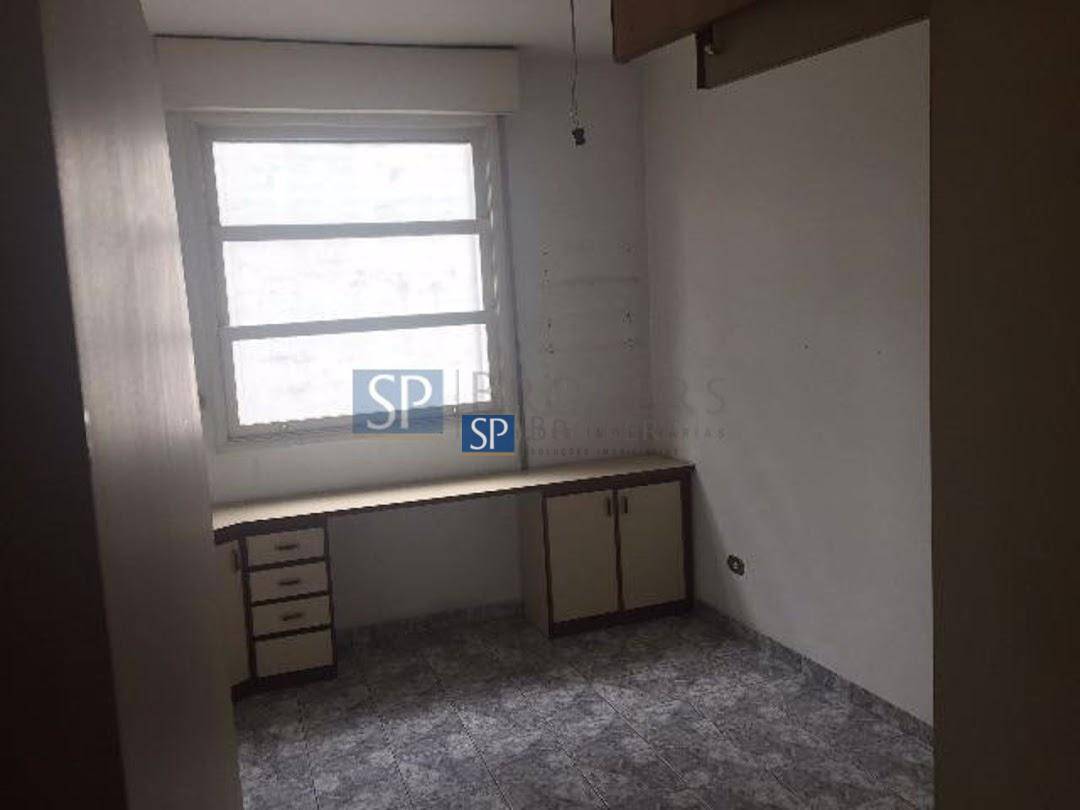 Apartamento à venda com 3 quartos, 137m² - Foto 10