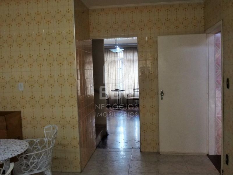 Sobrado à venda com 2 quartos, 240m² - Foto 8