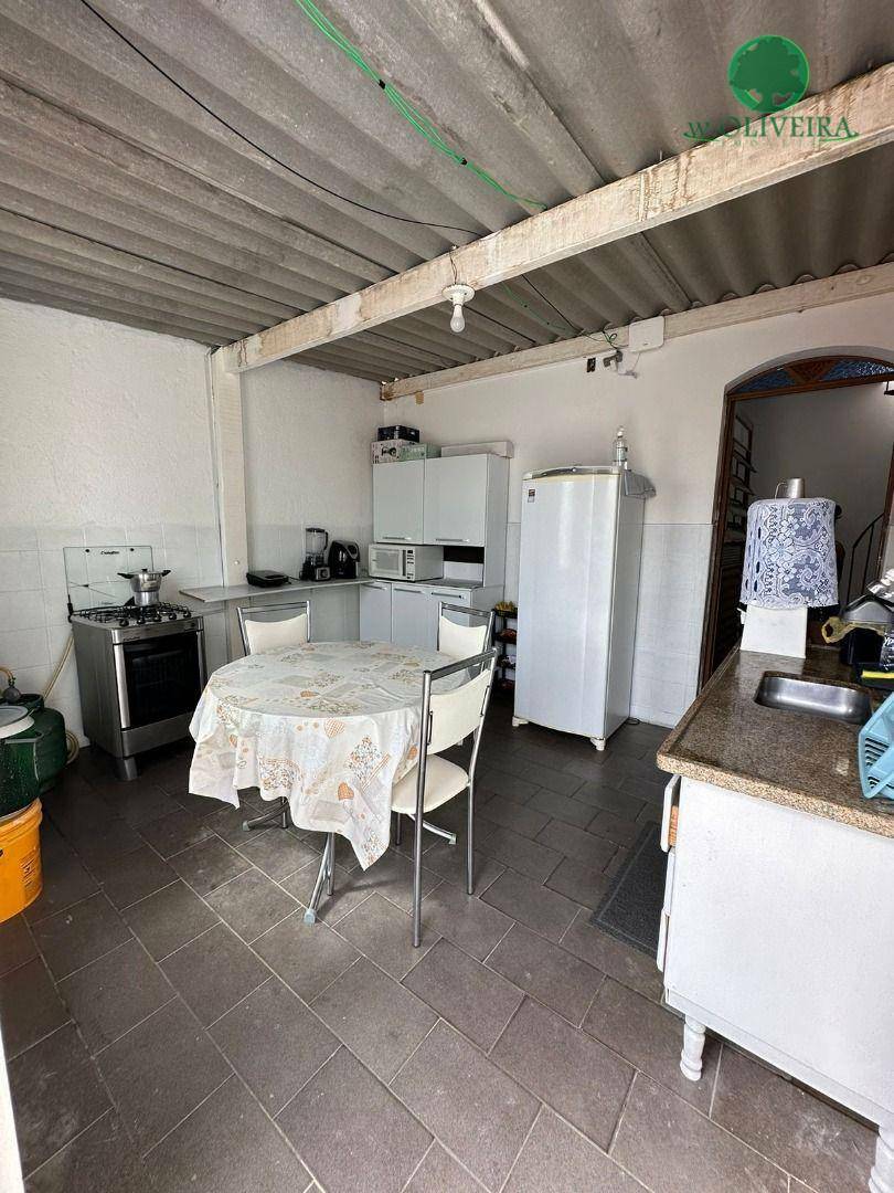 Casa à venda com 3 quartos, 125m² - Foto 15