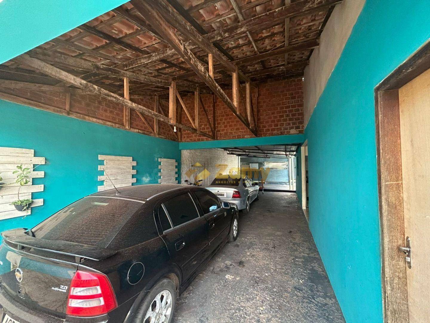 Casa, 3 quartos, 216 m² - Foto 4