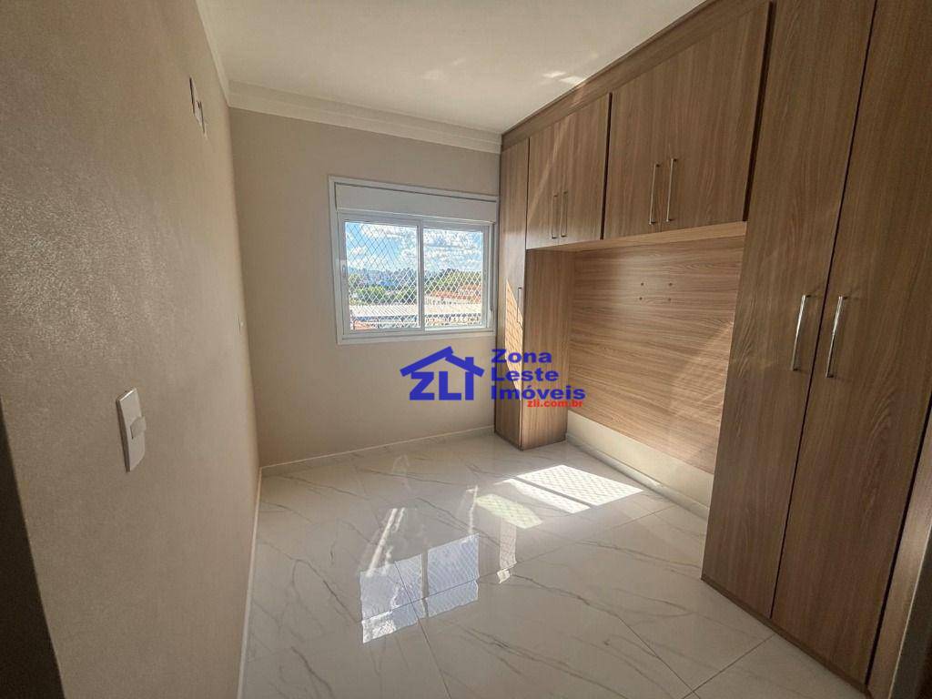 Apartamento à venda com 3 quartos, 83m² - Foto 2