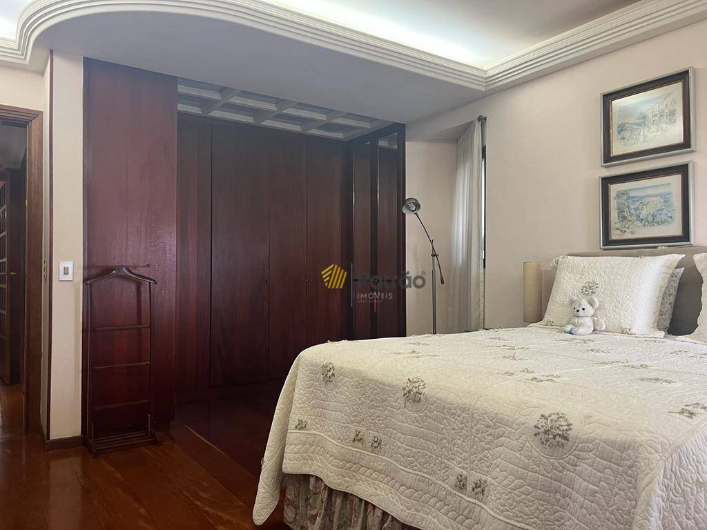 Apartamento à venda com 3 quartos, 136m² - Foto 45