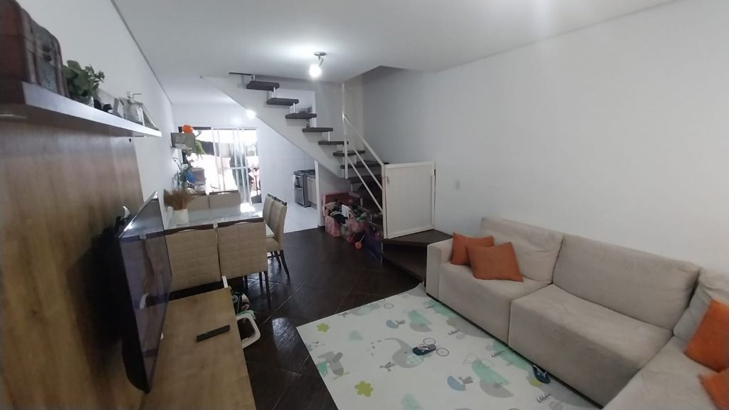 Casa de Condomínio à venda com 2 quartos, 70m² - Foto 3