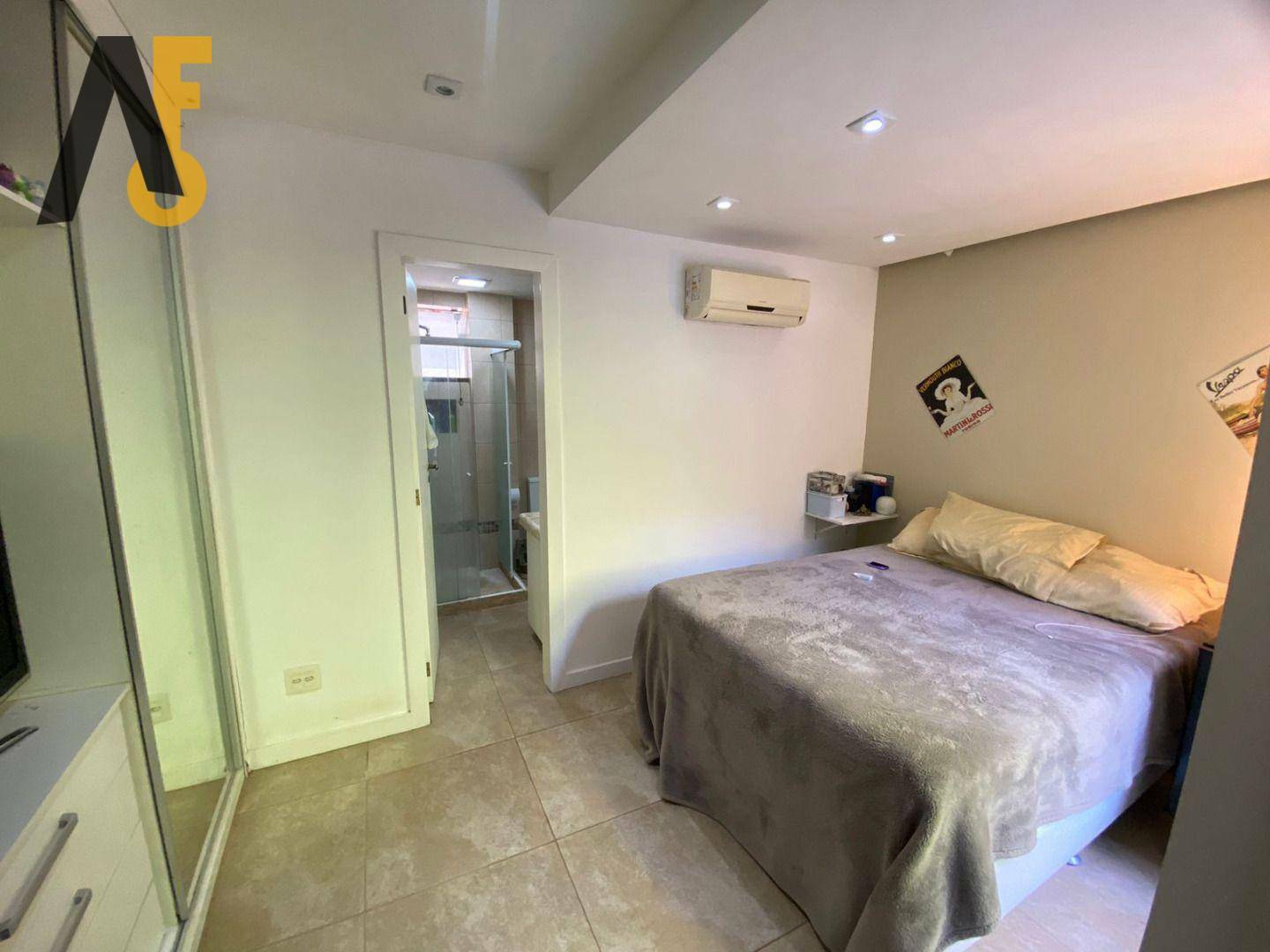 Casa de Condomínio à venda com 4 quartos, 596m² - Foto 42