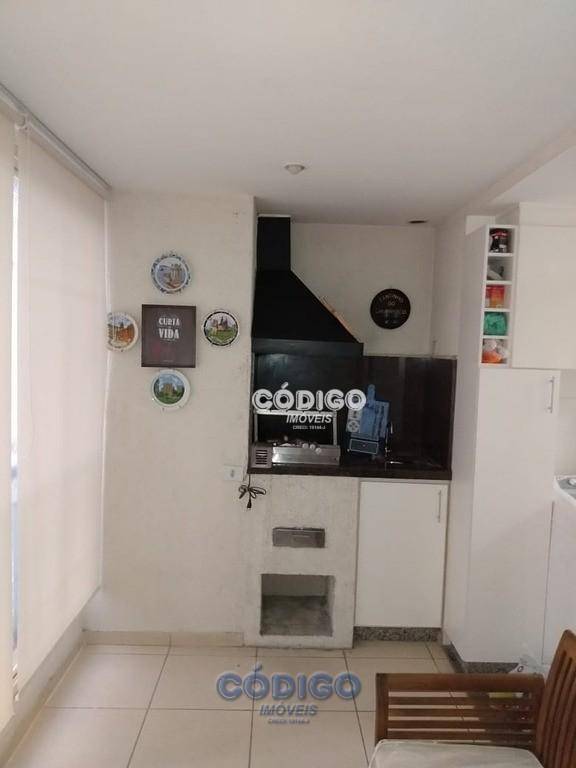 Apartamento à venda com 3 quartos, 83m² - Foto 11