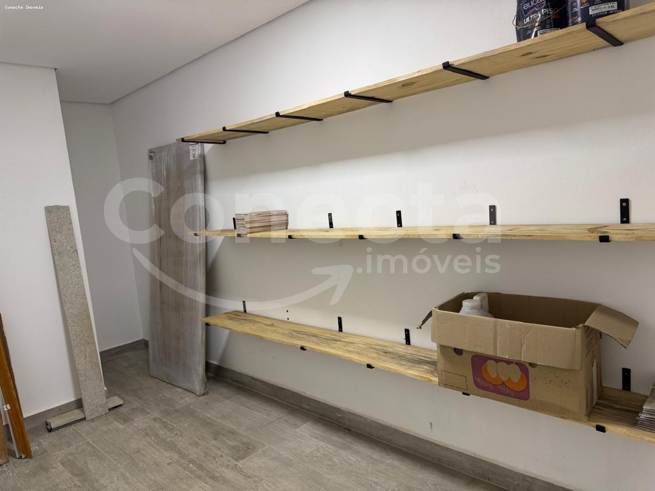 Casa de Condomínio à venda com 3 quartos, 232m² - Foto 25