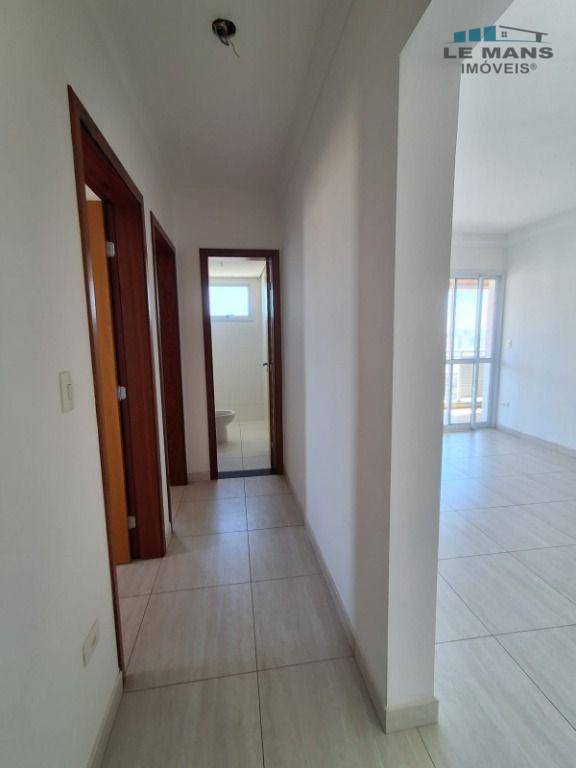 Apartamento à venda com 3 quartos, 98m² - Foto 3