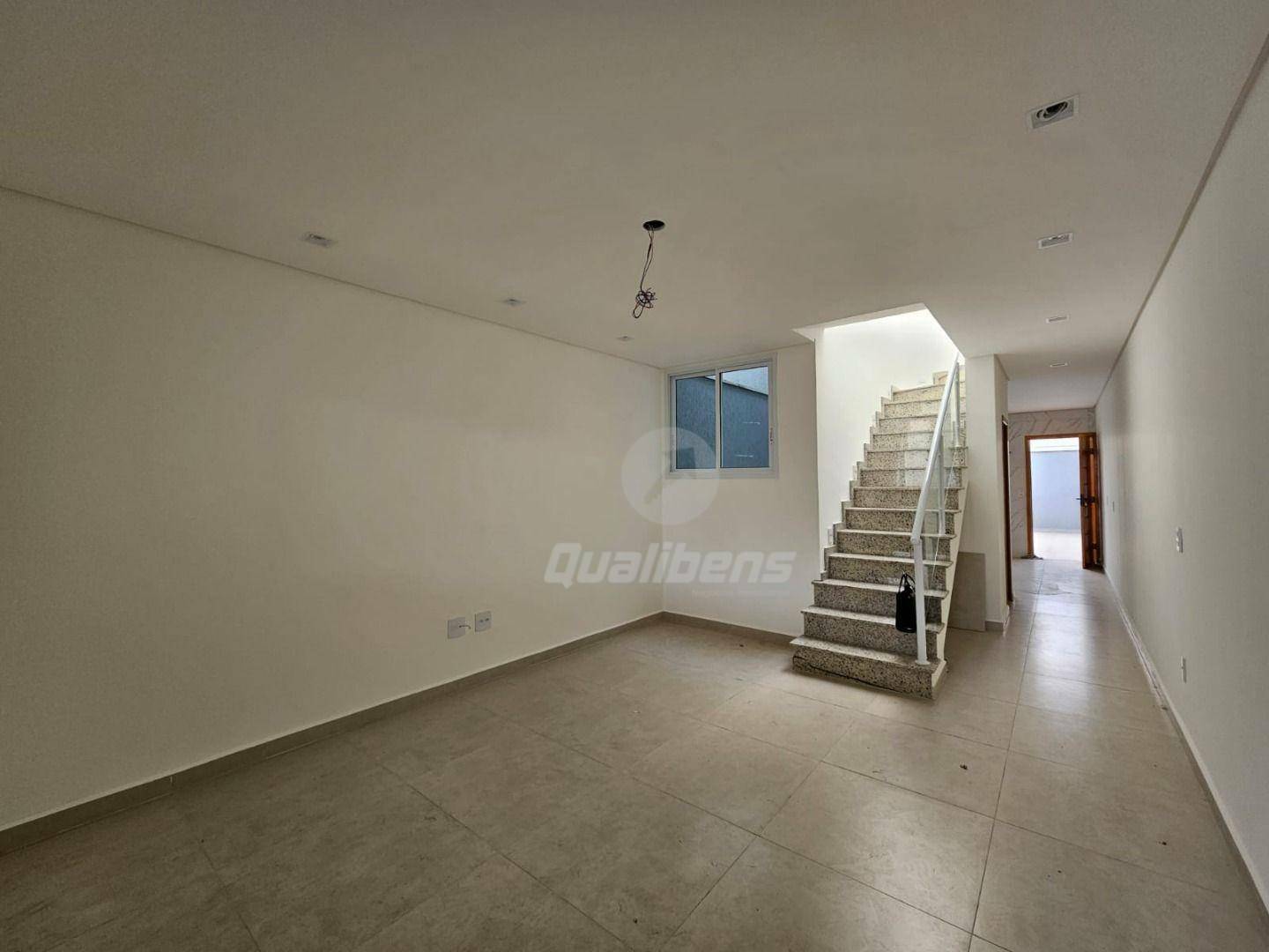 Sobrado à venda com 3 quartos, 130m² - Foto 1