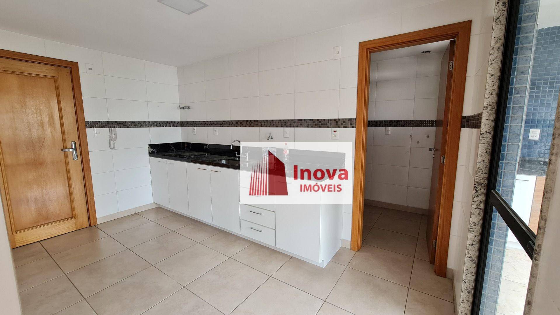 Apartamento para alugar com 3 quartos, 145m² - Foto 11