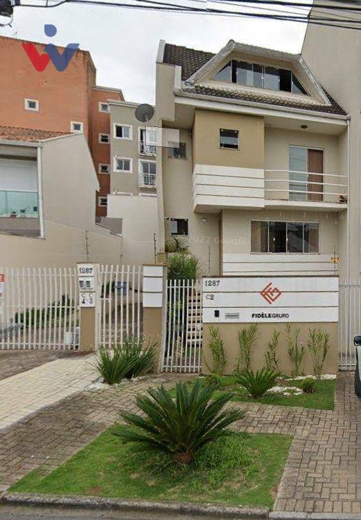 Sobrado à venda com 3 quartos, 206m² - Foto 1