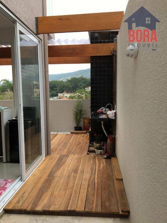 Casa à venda com 5 quartos, 250m² - Foto 6