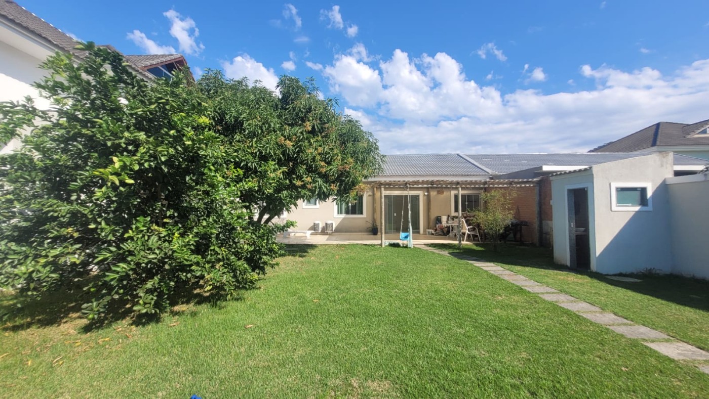 Casa de Condomínio à venda com 2 quartos, 360m² - Foto 6