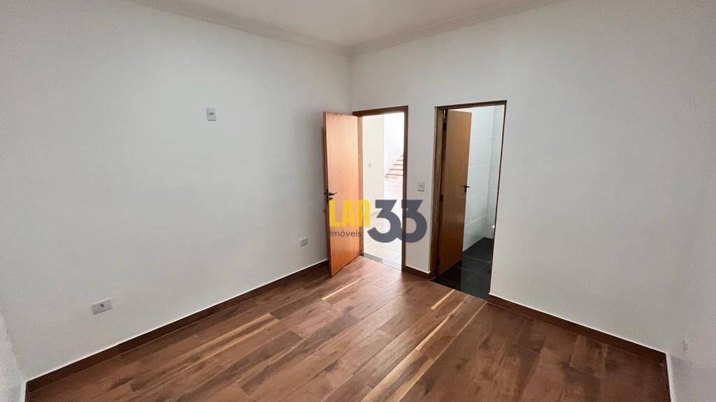 Casa de Condomínio à venda com 4 quartos, 200m² - Foto 33