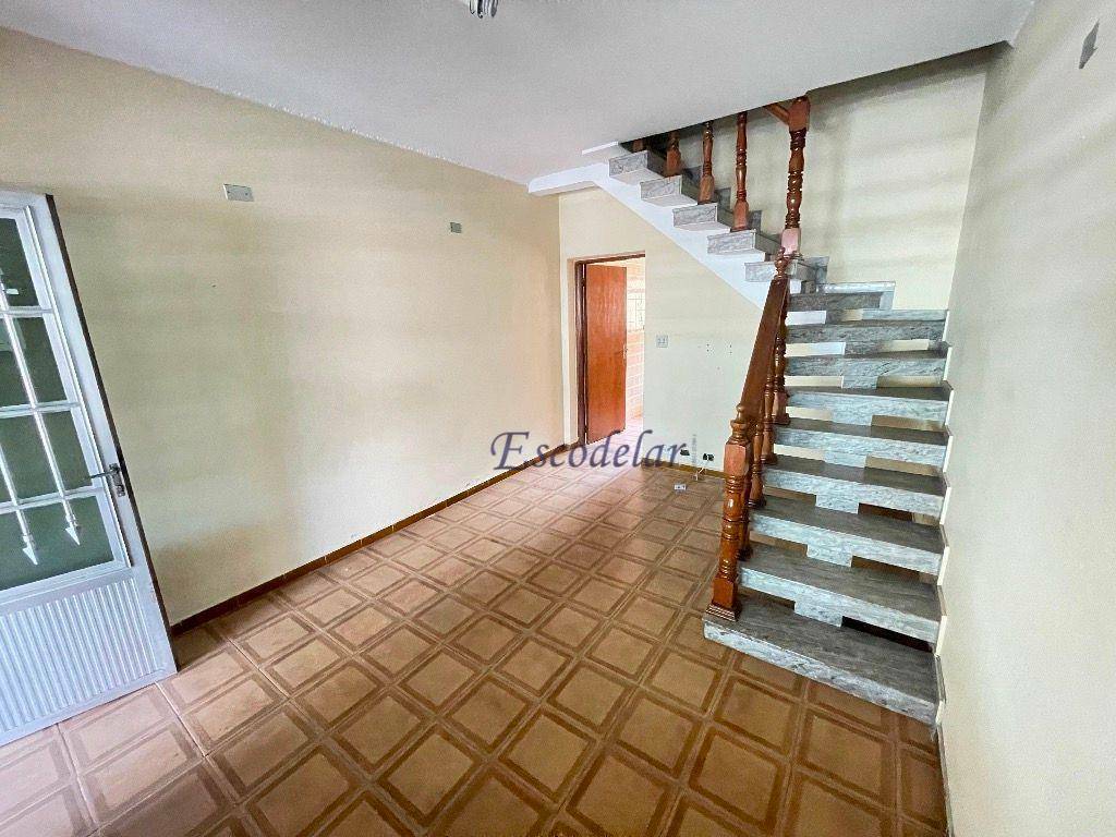 Sobrado à venda com 3 quartos, 140m² - Foto 2