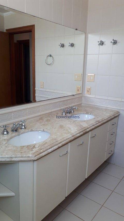 Apartamento à venda com 4 quartos, 245m² - Foto 40