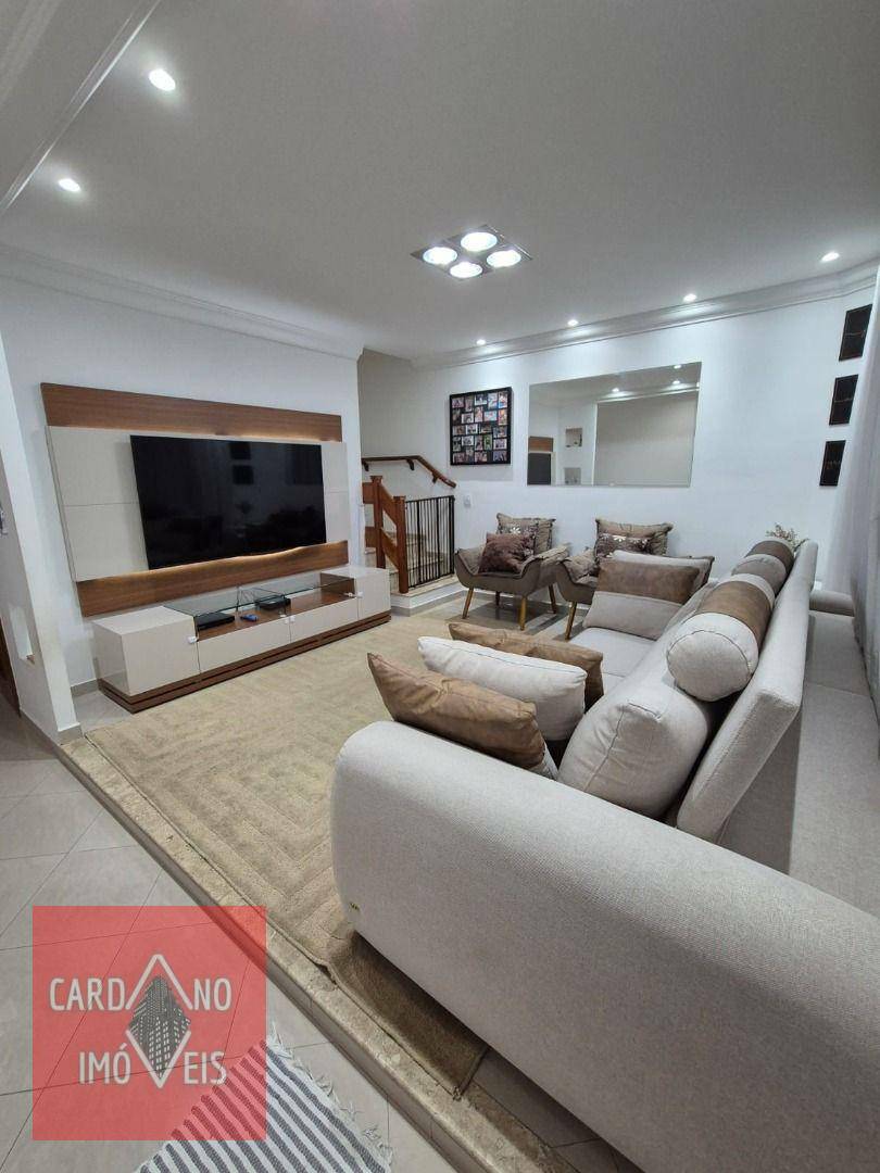 Casa à venda com 3 quartos, 120m² - Foto 2