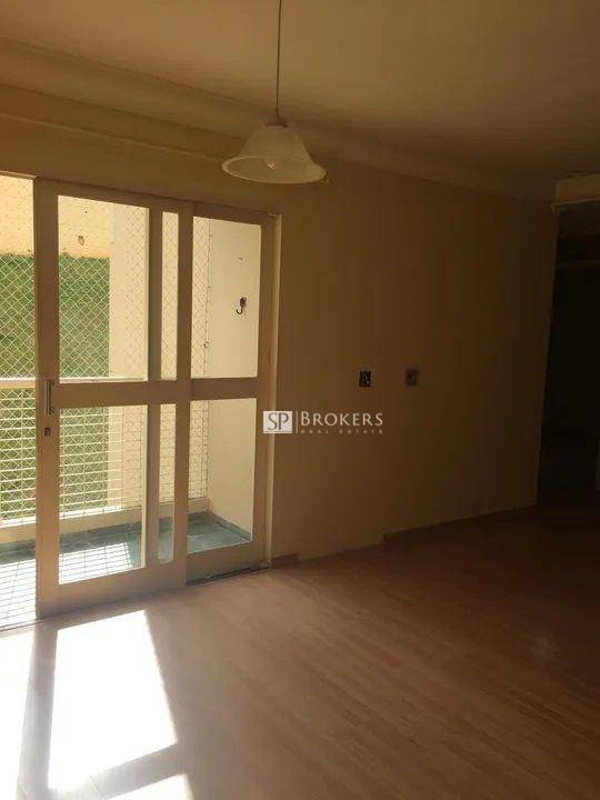 Apartamento à venda com 3 quartos, 64m² - Foto 3