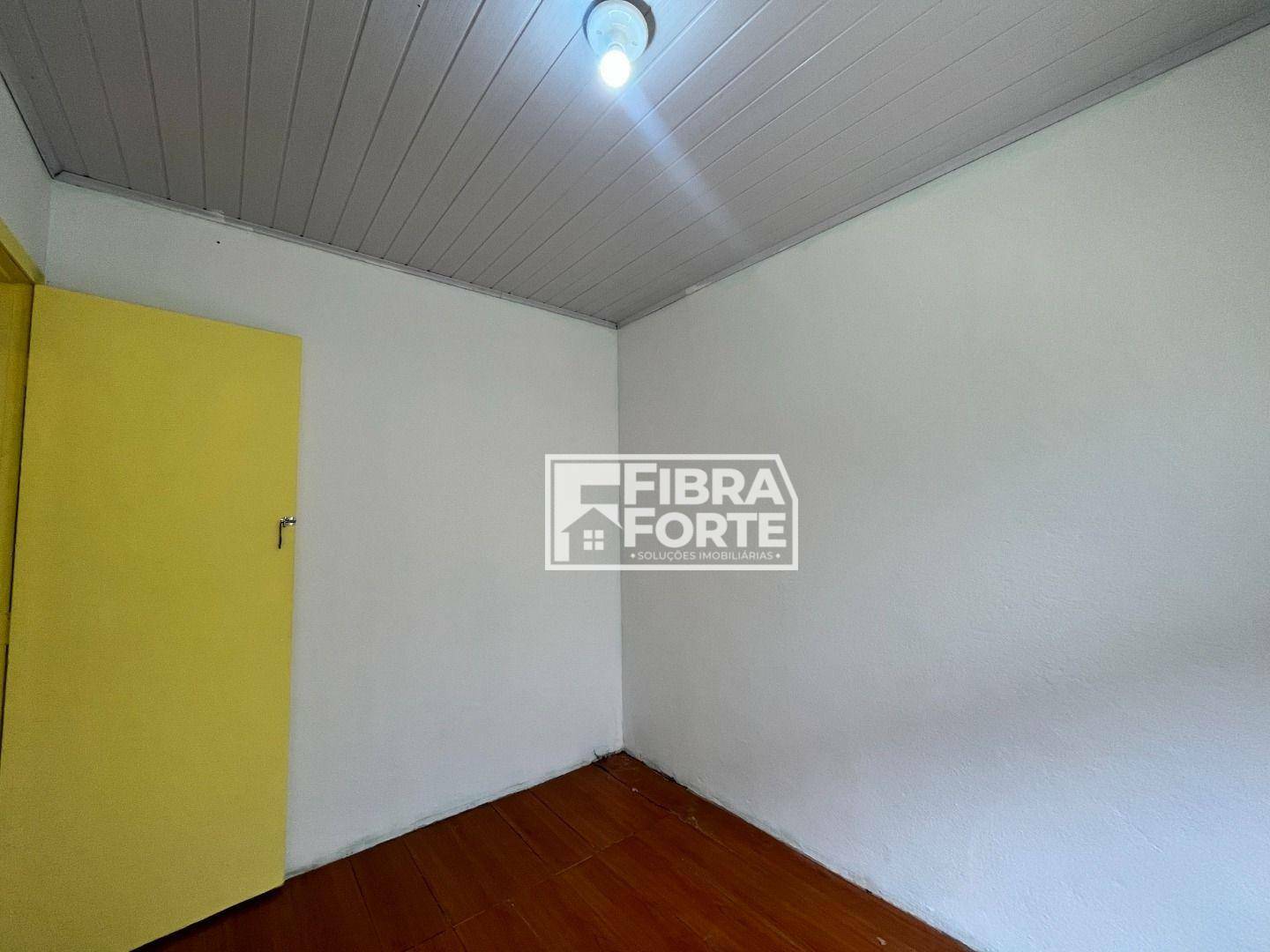 Casa à venda com 3 quartos, 76m² - Foto 5