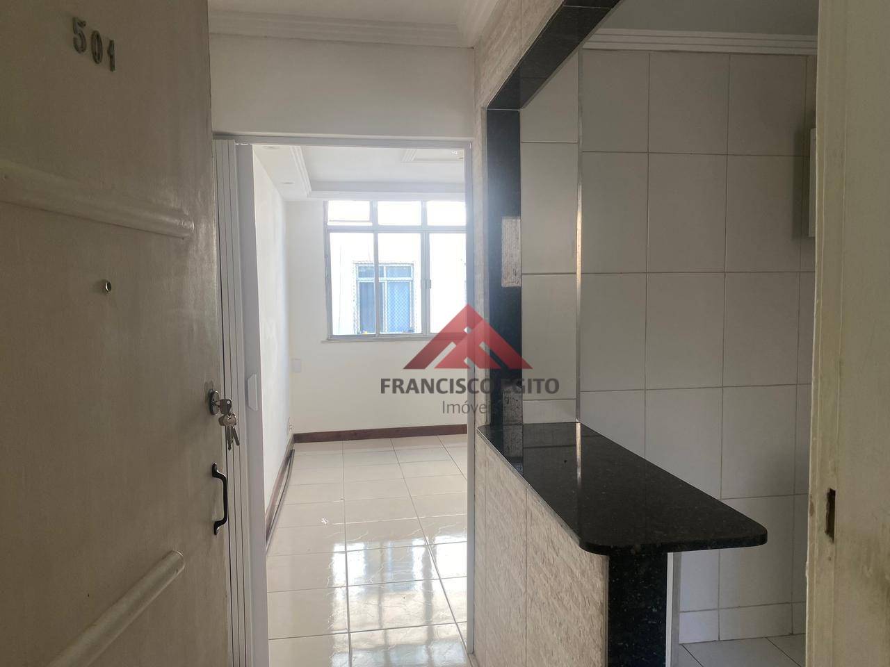 Apartamento à venda com 2 quartos, 52m² - Foto 2