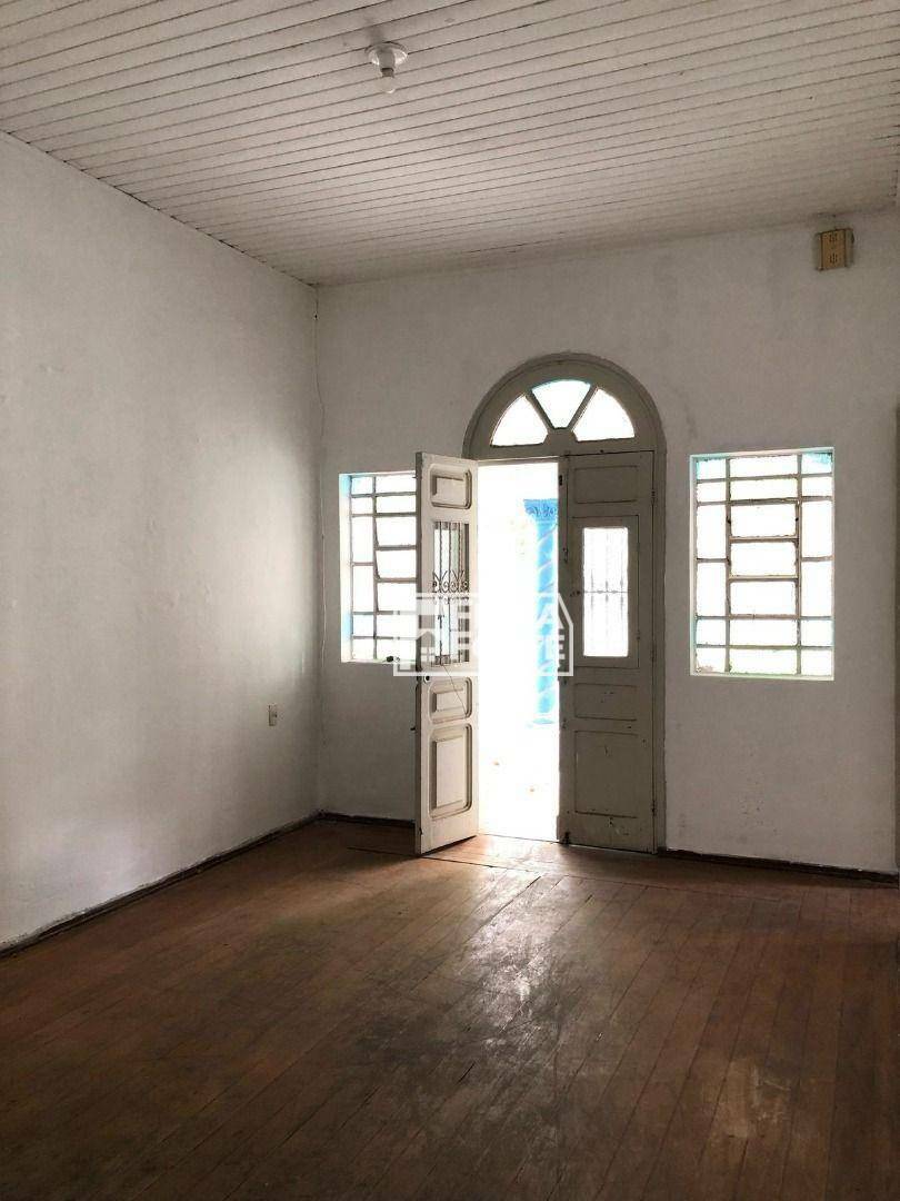 Casa para alugar com 3 quartos, 160m² - Foto 5