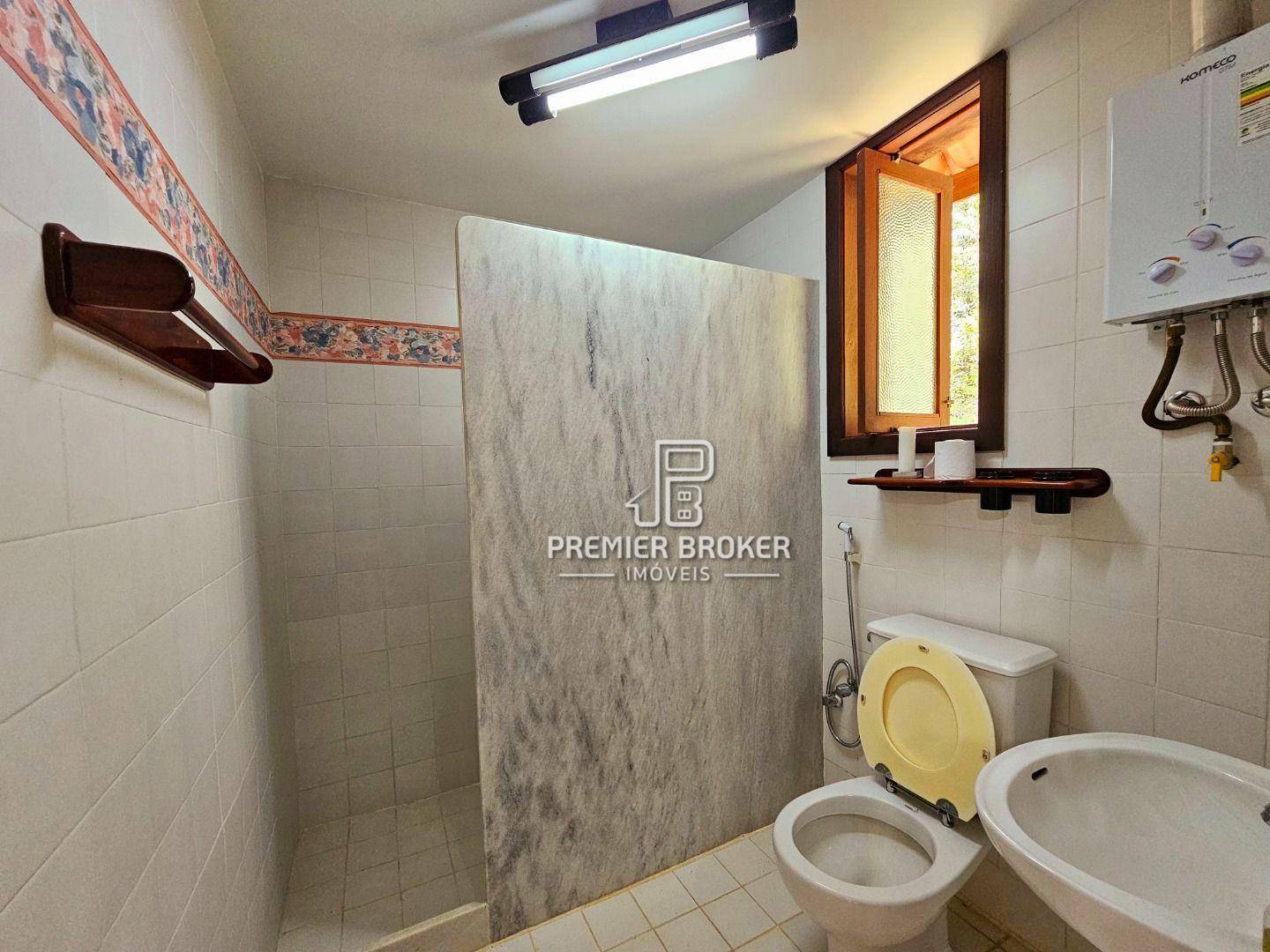 Casa de Condomínio à venda com 6 quartos, 298m² - Foto 39