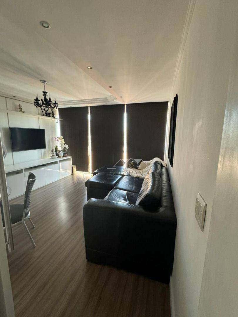 Apartamento à venda com 3 quartos, 100m² - Foto 2