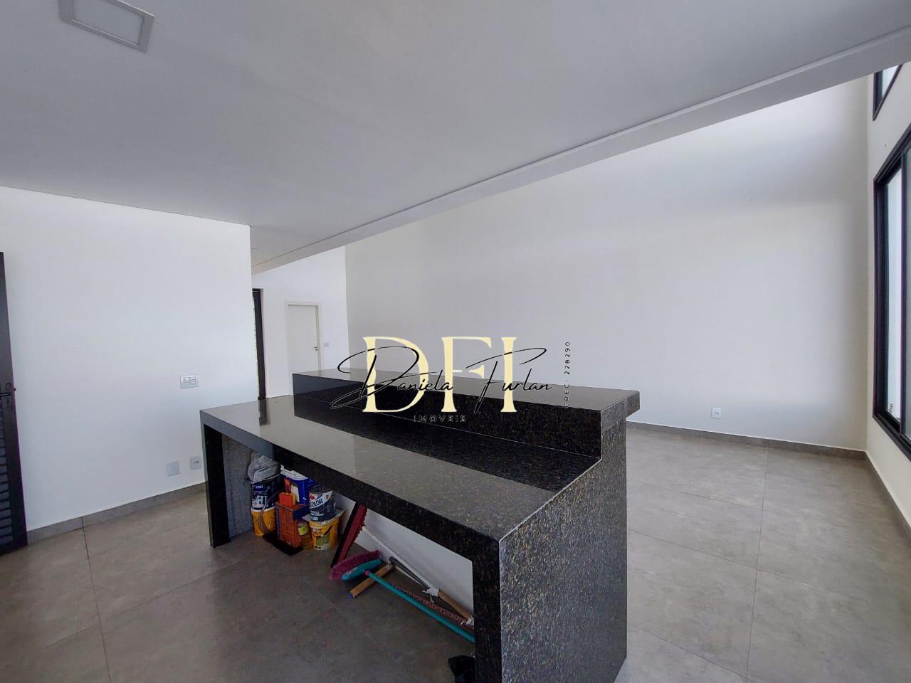 Casa de Condomínio para alugar com 3 quartos, 206m² - Foto 6