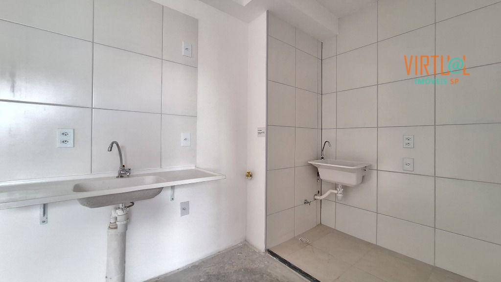 Apartamento à venda com 2 quartos, 35m² - Foto 13