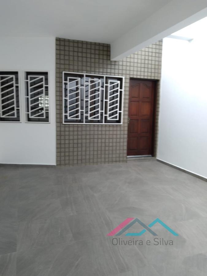 Sobrado à venda com 2 quartos, 87m² - Foto 1