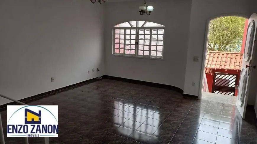 Sobrado à venda e aluguel com 3 quartos, 350m² - Foto 1