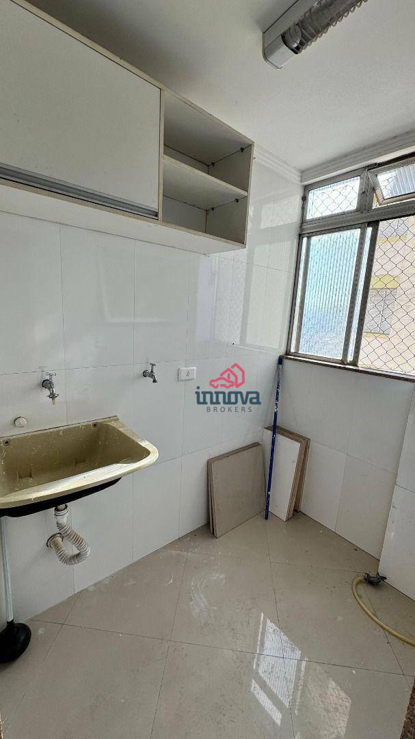 Apartamento à venda com 2 quartos, 80m² - Foto 6