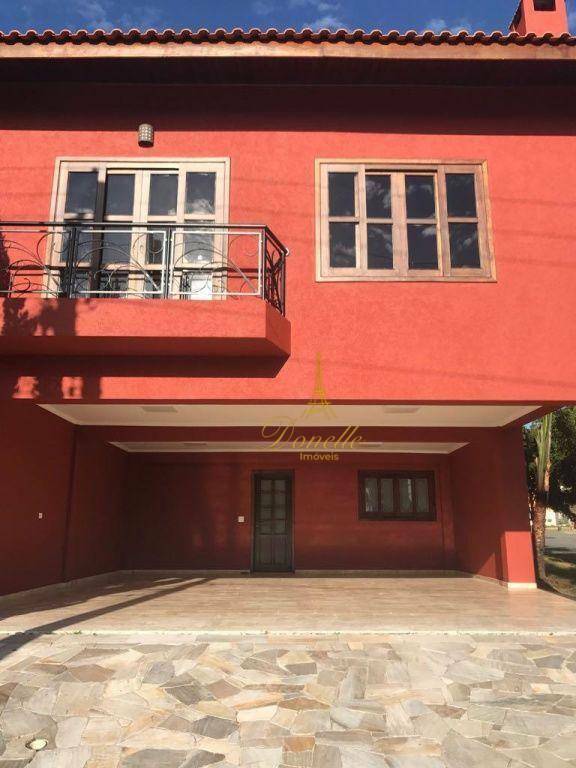 Sobrado à venda com 3 quartos, 400m² - Foto 1