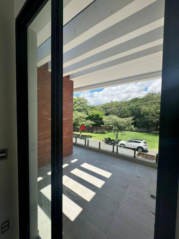 Casa de Condomínio à venda com 3 quartos, 220m² - Foto 8