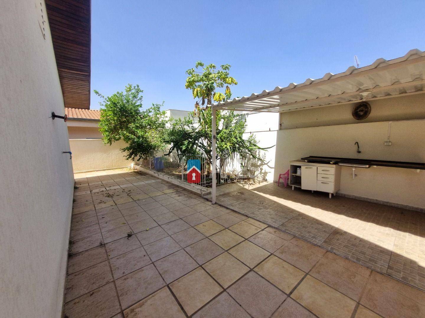 Casa à venda com 3 quartos, 132m² - Foto 13